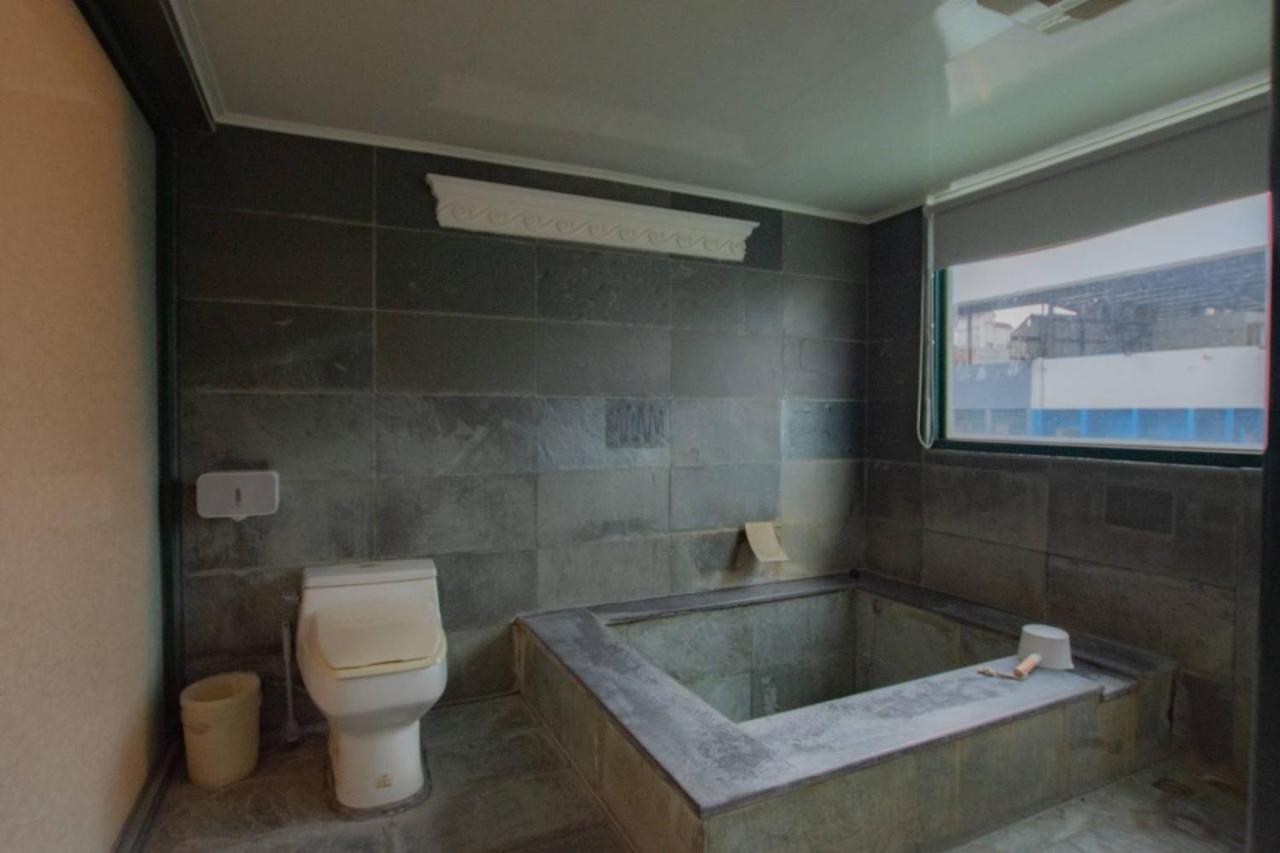 ホテル Duoai Mineral Spring 礁渓郷 エクステリア 写真